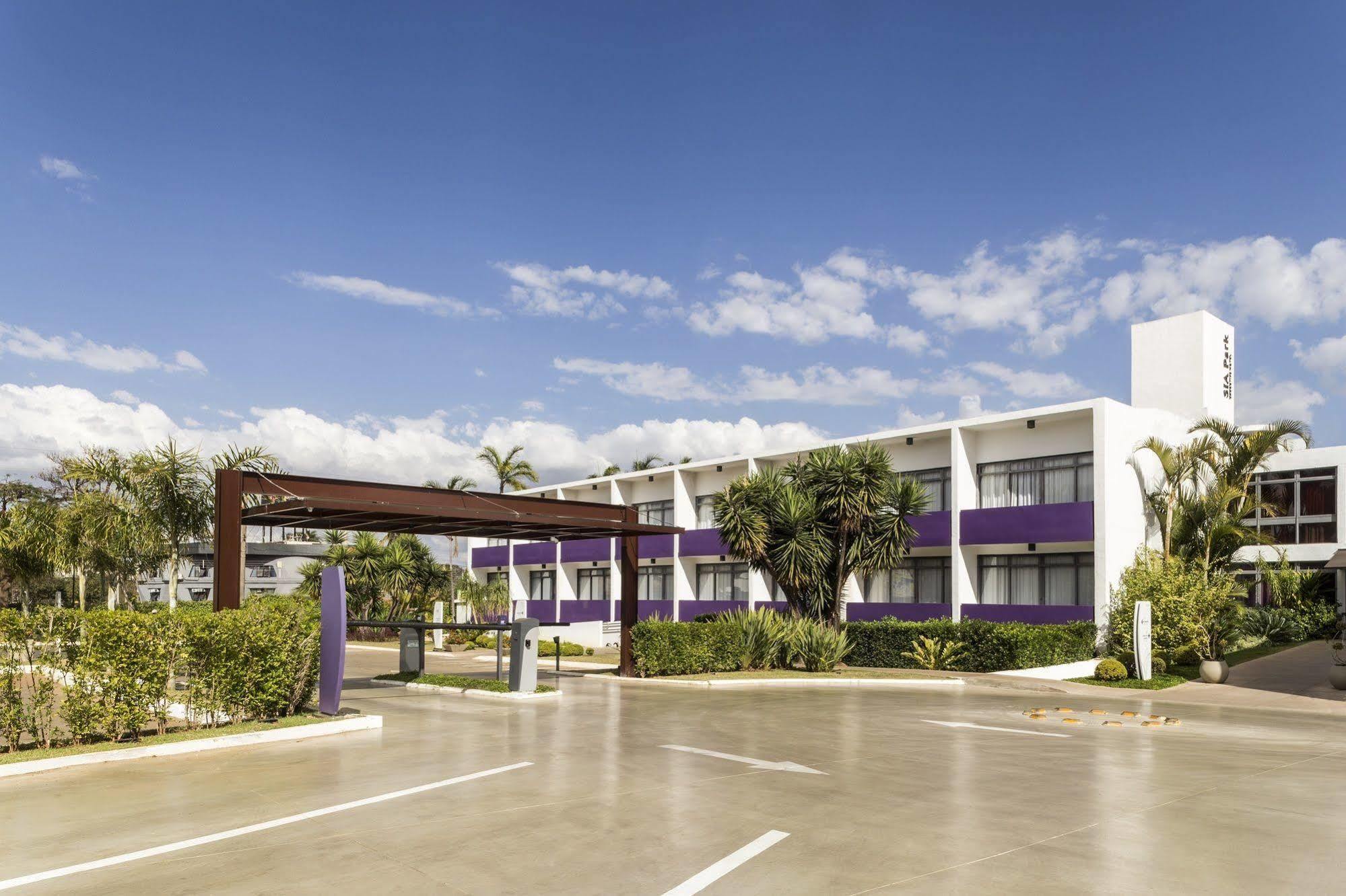 Sia Park Executive Hotel Candangolandia Εξωτερικό φωτογραφία